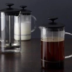 Leonardo Milchaufschäumer Caffè Per Me -Red wine glass shop 025508 4 K bearbeitet