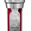 KitchenAid Sodastream ARTISAN In Liebesapfelrot 2 KitchenAid Sodastream ARTISAN In Liebesapfelrot -Red wine glass shop 5KSS1121CA front wbottleBubble xl
