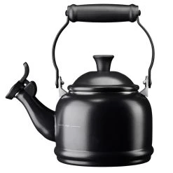 Le Creuset Wasserkessel Demi Schwarz