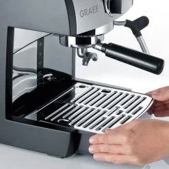 Graef Espressomaschine Pivalla ES 702 Mit Kapsel-Siebträger -Red wine glass shop ES702EU01 pivalla Detail Auffangbehaelter neu