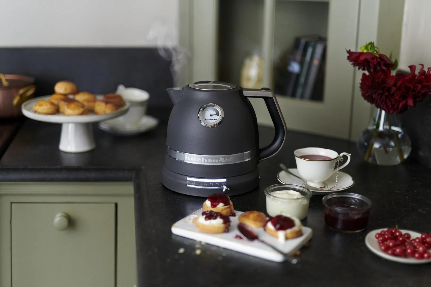 KitchenAid Wasserkocher ARTISAN Imperial Grey 4 KitchenAid Wasserkocher ARTISAN Imperial Grey – Bild 2