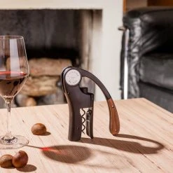 L´Atelier Du Vin L′Atelier Du Vin Korkenzieher Oeno Motion Black & Wood -Red wine glass shop Oeno Motion Black Wood paysage 1